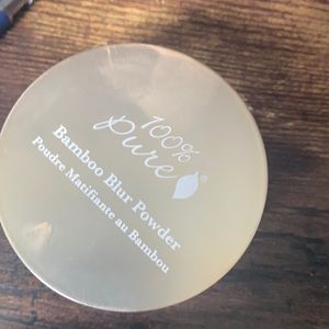 100 % Pure Bamboo Blur Powder